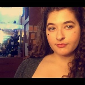 Meet your Posher, Beth